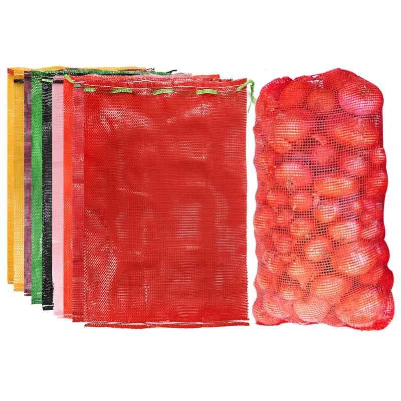 Pungă comună din plasă pentru legume cu fructe